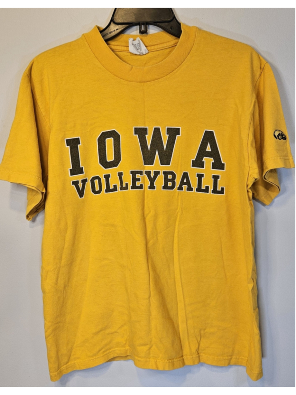 Vintage 90s Iowa Hawkeyes Volleyball T Shirt Medium USA Made Tigerhawk